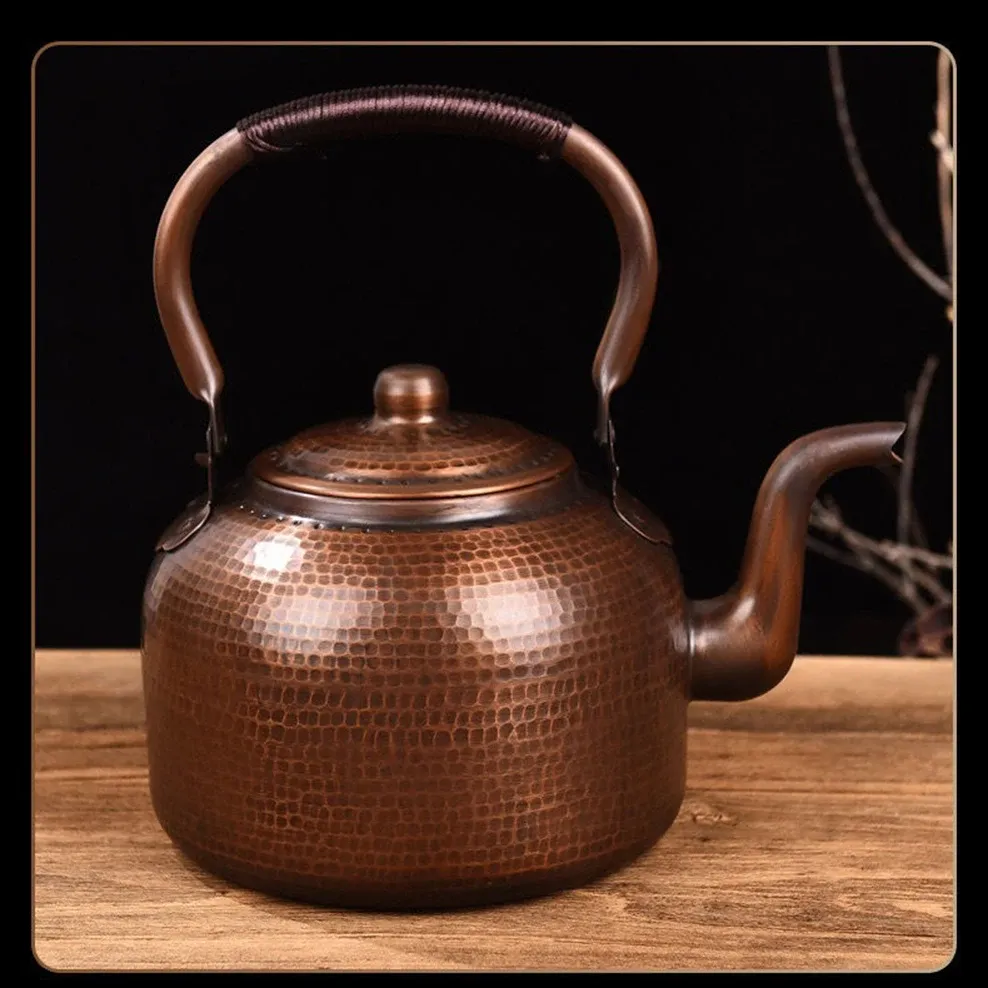 Bouilloire vintage en cuivre rouge